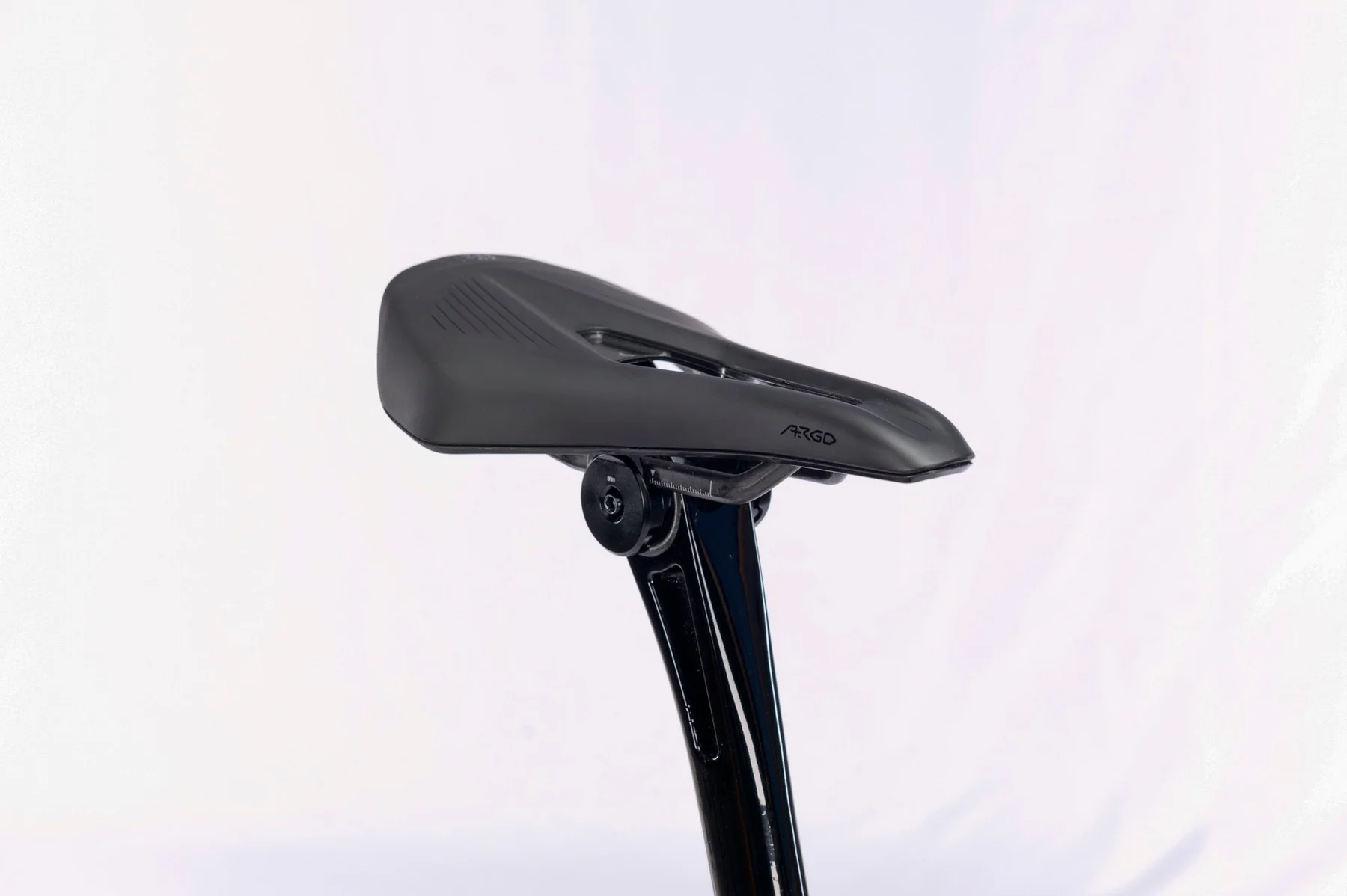 Swift RaceVox Factory Saddle